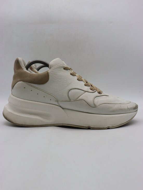 Alexander McQueen Other - Alexander McQueen Oversized Runner Men's Size EU 44 White Leather Sneakers
